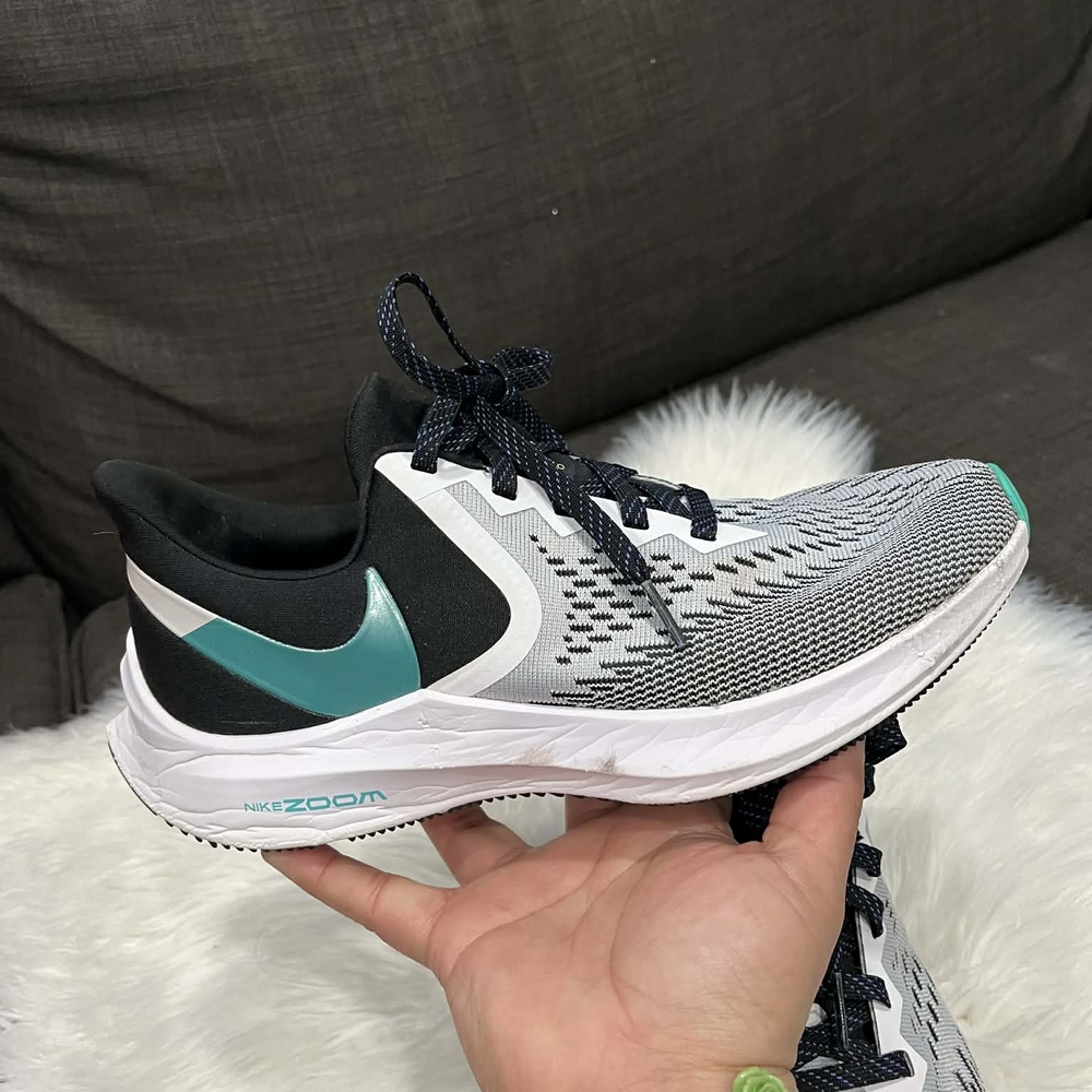 Nike Zoom Running Shoe in White, Black & Teal